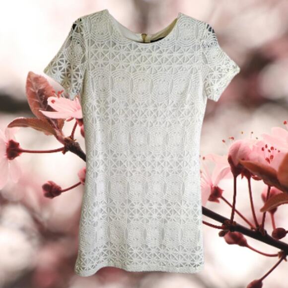 Lulu's small white short sleeve lace cotton blend lined mini dress Spring summer - Picture 1 of 1
